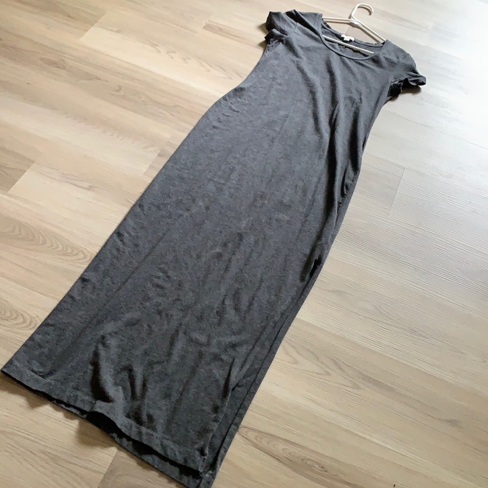 Gray tee shirt maxi dress